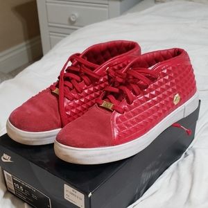 Nike Lebron XIII Lifestyle Sneakers Red